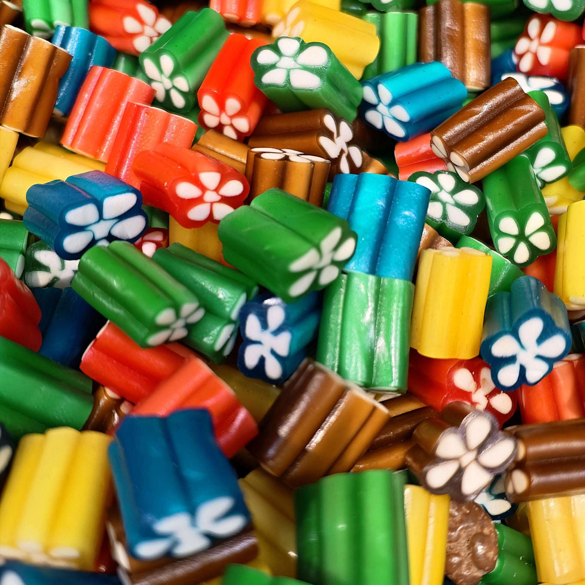 Regal Revolver Fruit Gummies – Fruity Chewy Candy – Swedish Candy – image 1